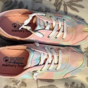 Bob's SkechersPastel Multi-Color Sneakers Size 7.5